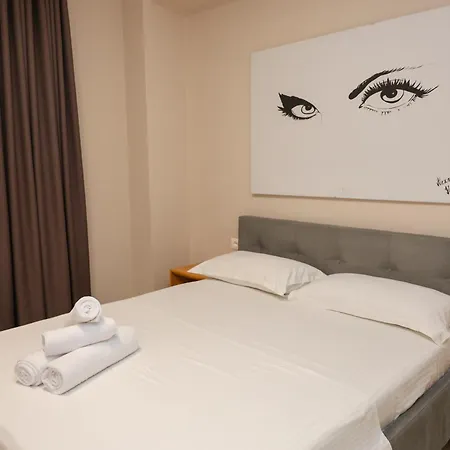 Hotel Adria Shëngjin