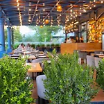 Adria Hotel