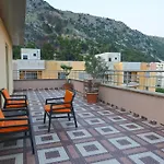 Hotel Adria Shëngjin